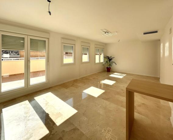 Venta de piso en Piso en Calle General Espartero, Carolinas Altas, Alicante / Alacant, Alicante / Alacant
 photo 2