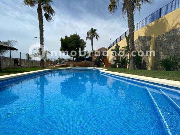 Casa o chalet independiente en Calle de I'Aigualera, Bonalba-Cotoveta, Mutxamel thumbnail 2