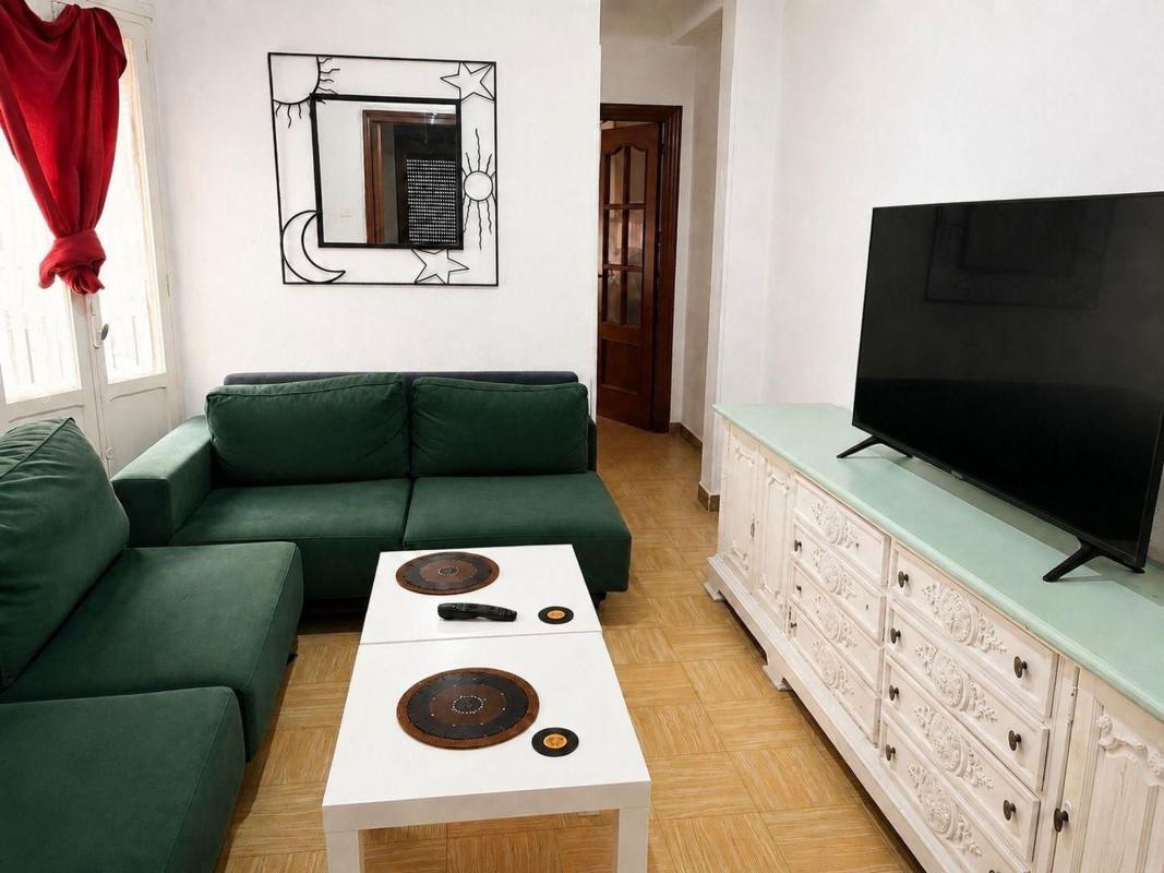 Venta de piso en Piso en Calle Santo Tomás, Casco Histórico-Santa Cruz, Alicante / Alacant, Alicante / Alacant
 photo 3