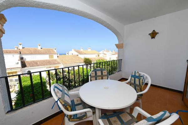 Chalet adosado en Calle Verdi, Gran Vista-Olivo de Oro, Gran Alacant thumbnail 3