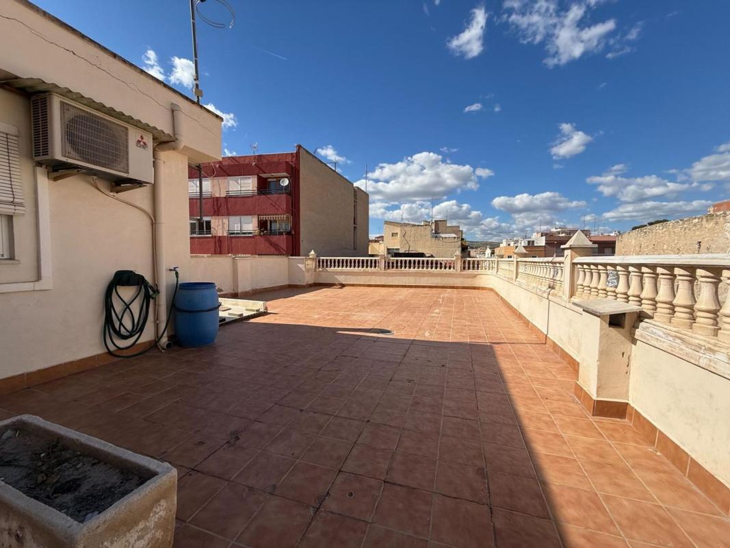 Properties for sale and rent in Spain photo 1