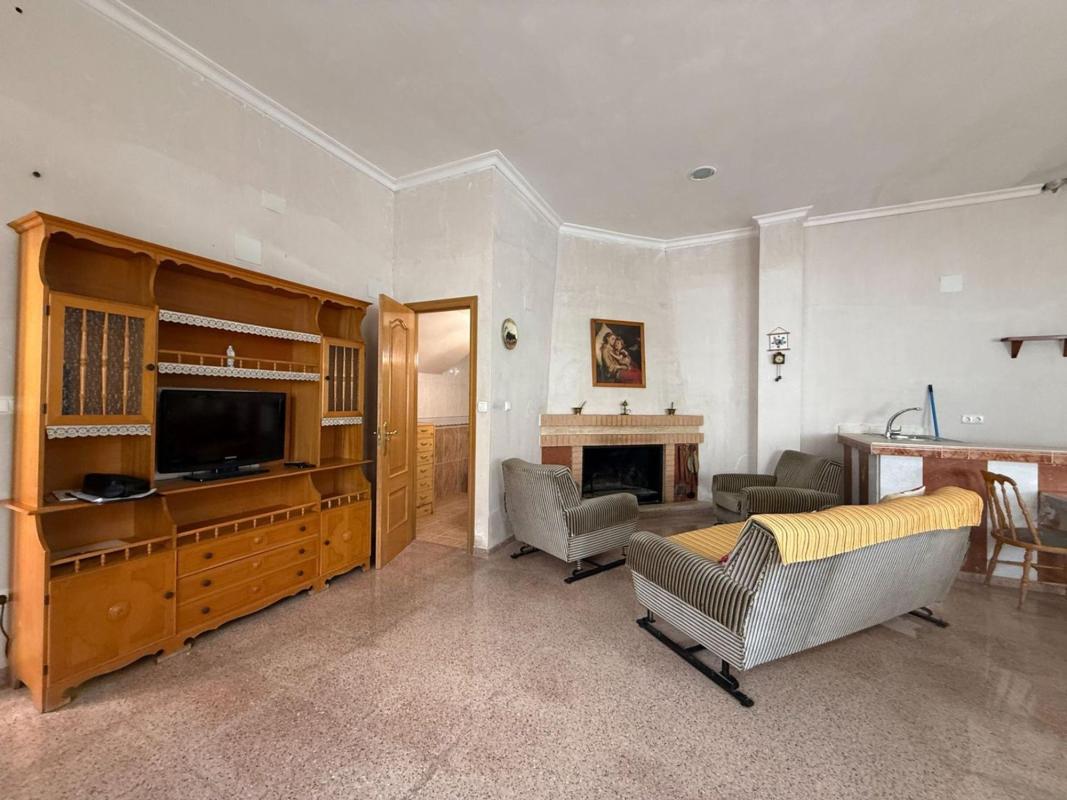 Properties for sale and rent in Spain photo 5