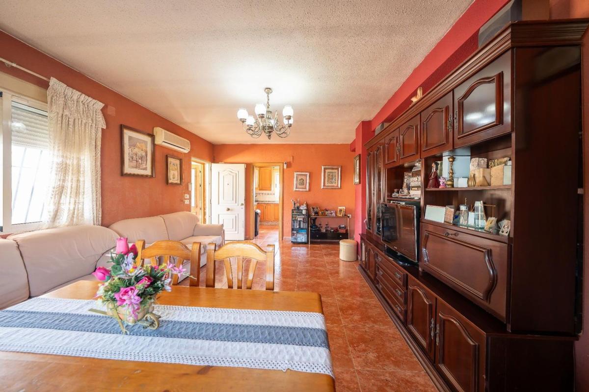 Properties for sale and rent in Spain photo 5
