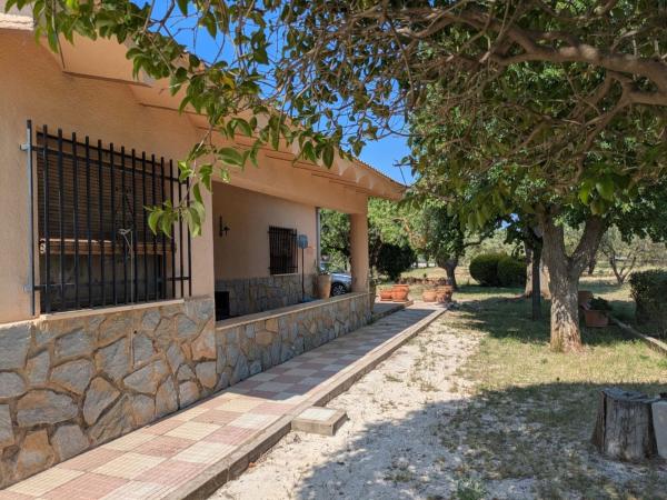 Casa o chalet independiente en Calle de Favanella s/n, Onil thumbnail 3