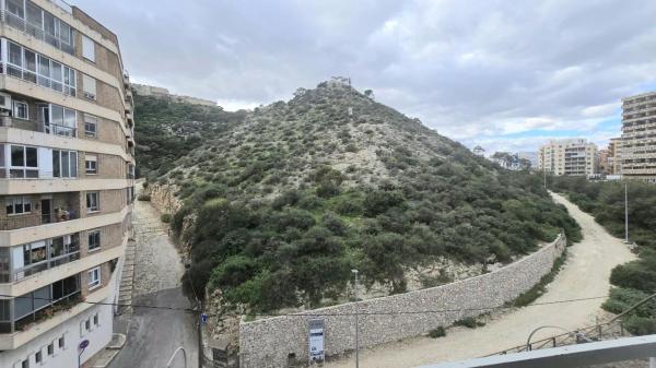 Venta de piso en Piso en Raval Roig-Virgen del Socorro, Alicante / Alacant, Alicante / Alacant
 photo 4