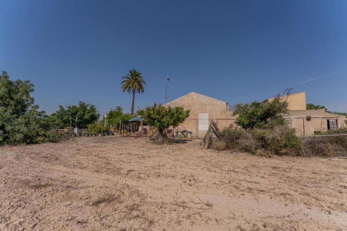 Properties for sale and rent in Spain photo 1