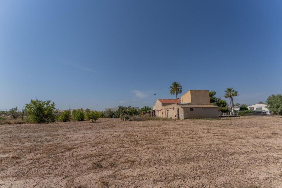 Properties for sale and rent in Spain photo 3
