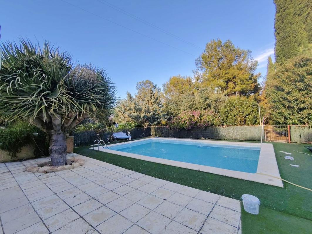 Properties for sale and rent in Spain photo 1