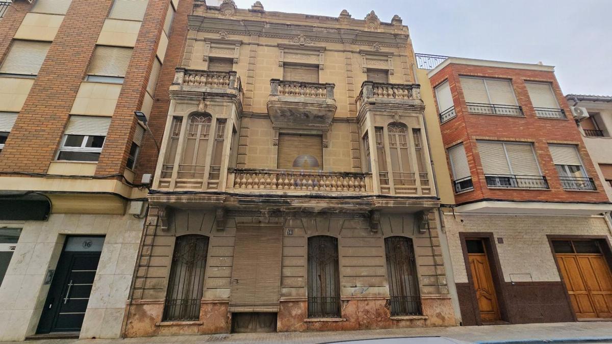 Propiedades en venta y alquiler en España photo 2