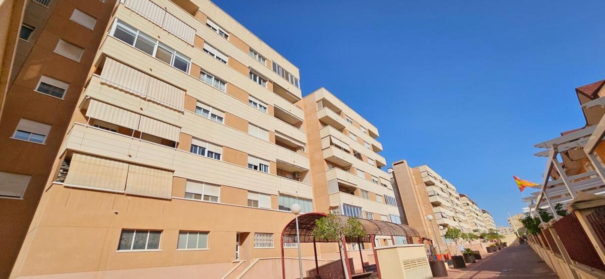 Sprzedaż mieszkania w Piso en Zona Universidad, Elche / Elx, Elche / Elx
photo 3