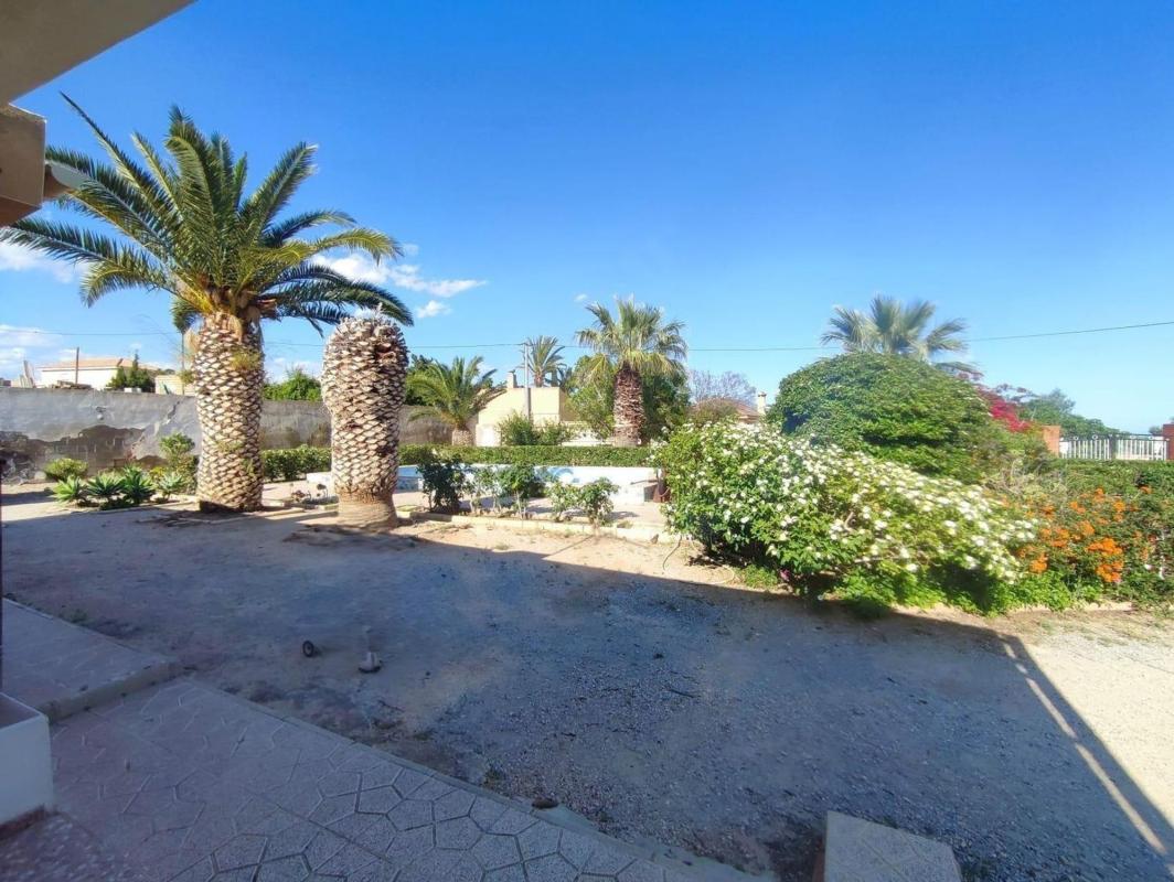Properties for sale and rent in Spain photo 3