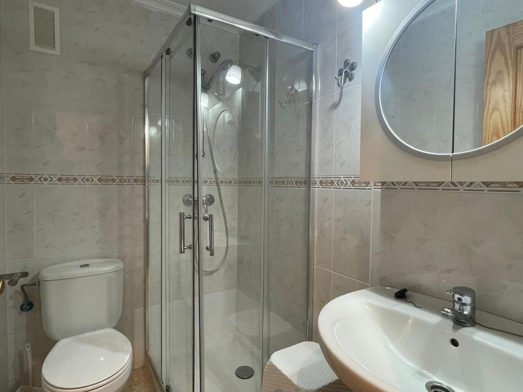 Venta de piso en Piso en Calle Islas Baleares, 38, Arenales del Sol, Elche / Elx, Elche / Elx
photo 5