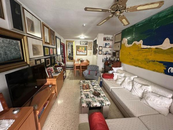 Sale of flat in Piso en Pueblo Levante, Benidorm, Benidorm
thumbnail 2
