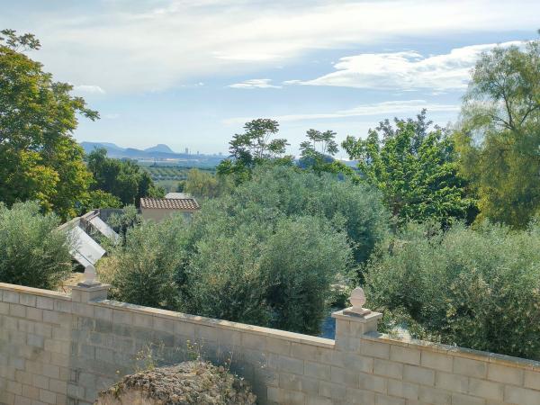 Casa rural en Calle lo Xeperut, 26, Ciudad de Asís - Font-Calent - El Bacarot, Alicante / Alacant thumbnail 3