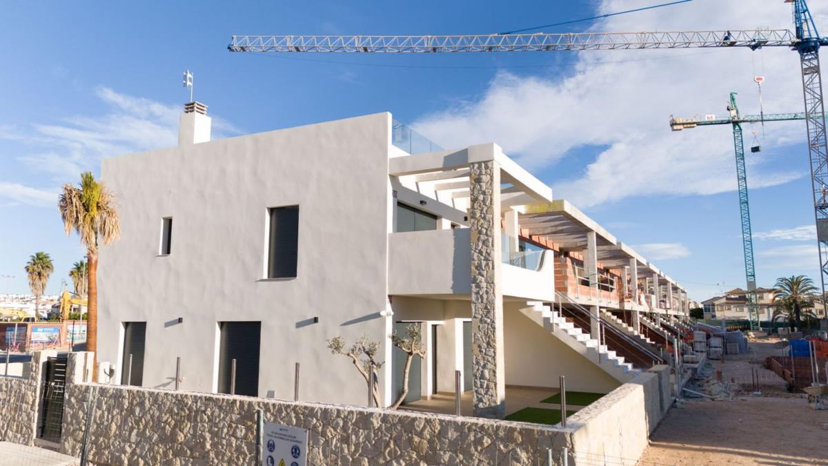 Sale of apartment in Piso en Calle Teulada, Zona Pueblo, Pilar de la Horadada, Pilar de la Horadada
 photo 5