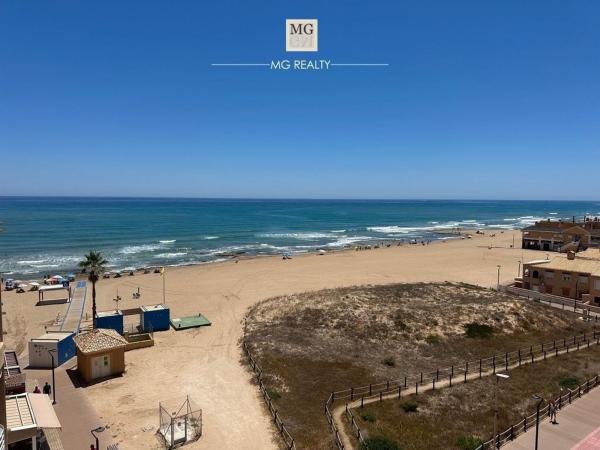 Sprzedaż mieszkania w Piso en Calle Alta, Gaspar Perrelló, Torrevieja, Torrevieja
photo 1