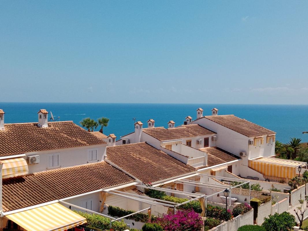 Properties for sale and rent in Spain photo 3
