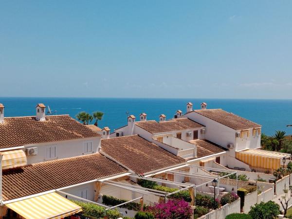 Chalet adosado en Panorama-Sierramar, Gran Alacant thumbnail 3
