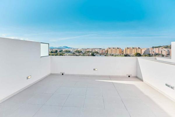 Sprzedaż mieszkania w Piso en Centro Urbano, Denia, Dénia
thumbnail 2