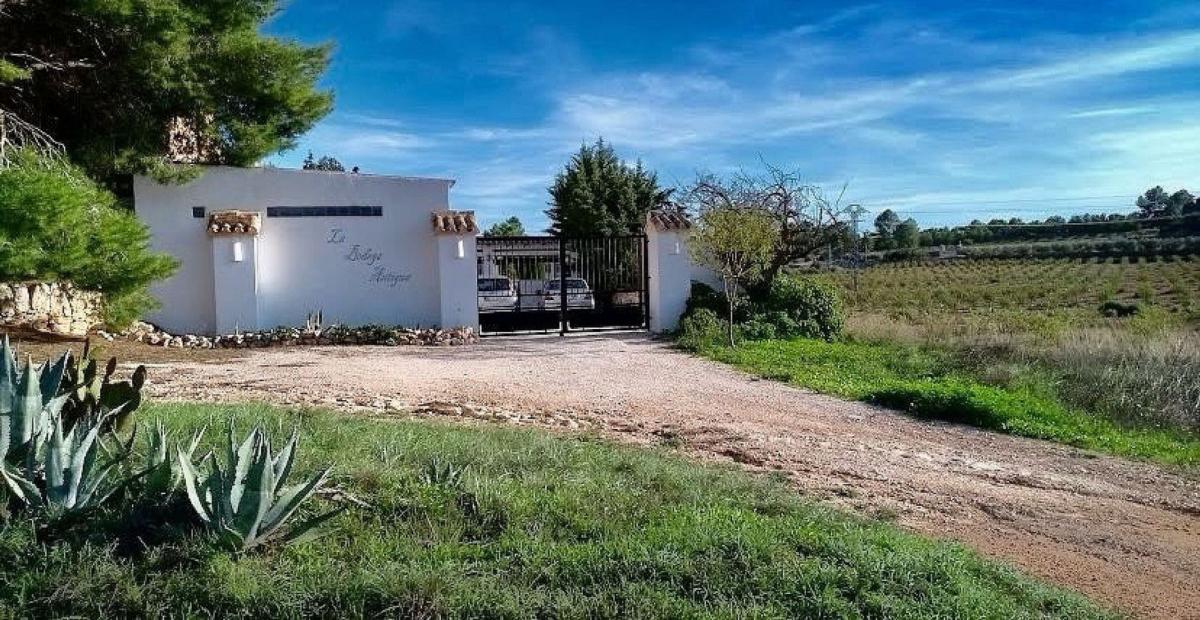 Propiedades en venta y alquiler en España photo 5