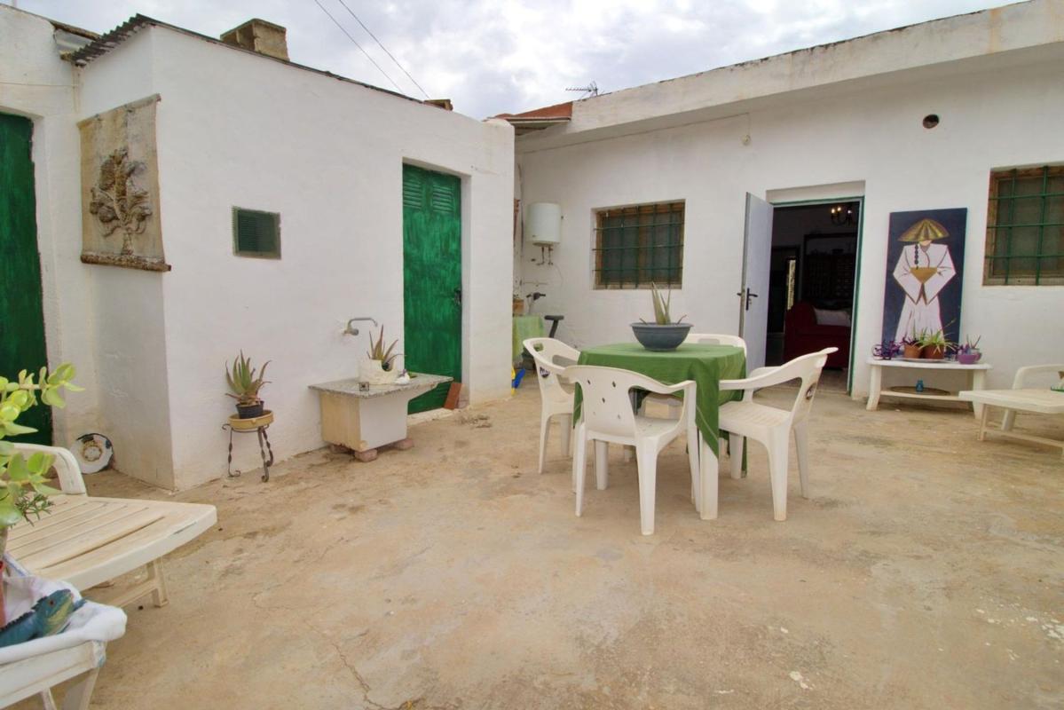 Properties for sale and rent in Spain photo 2