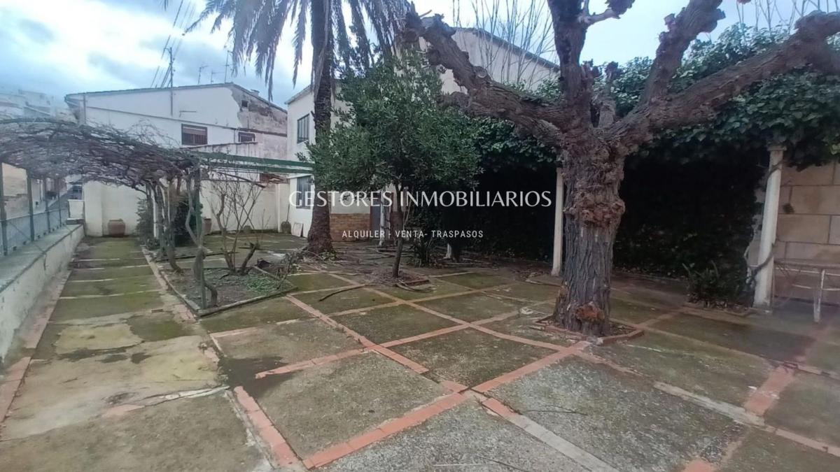 Продажа квартиры на Piso en Centro - Zona Alta, Alcoy / Alcoi, Алкой
photo 1