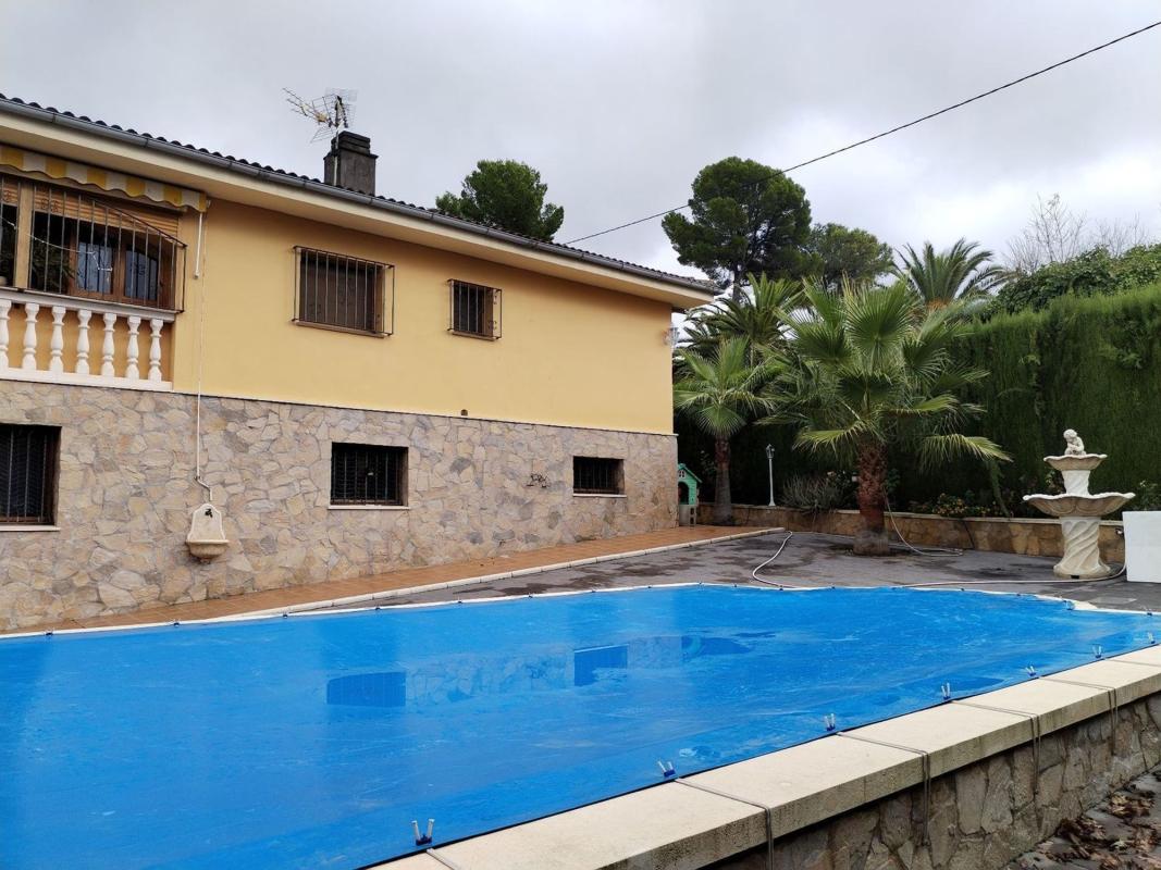 Properties for sale and rent in Spain photo 2