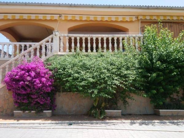 Casa o chalet independiente en Benillup photo 1
