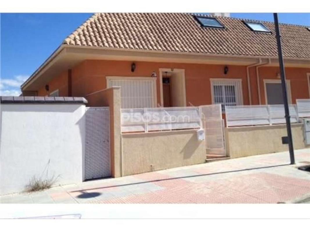 Propiedades en venta y alquiler en España photo 2