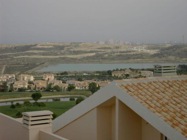 Chalet adosado en Calle de I'Aigualera, Bonalba-Cotoveta, Mutxamel photo 1