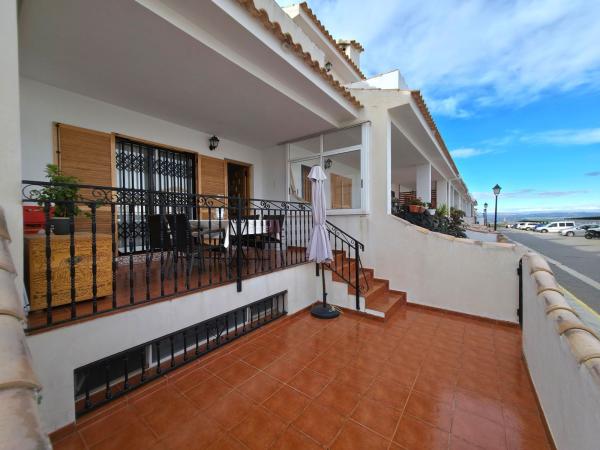 Chalet adosado en Calle Monte de Santa Pola, 32, Monte Faro-Altomar, Gran Alacant photo 1