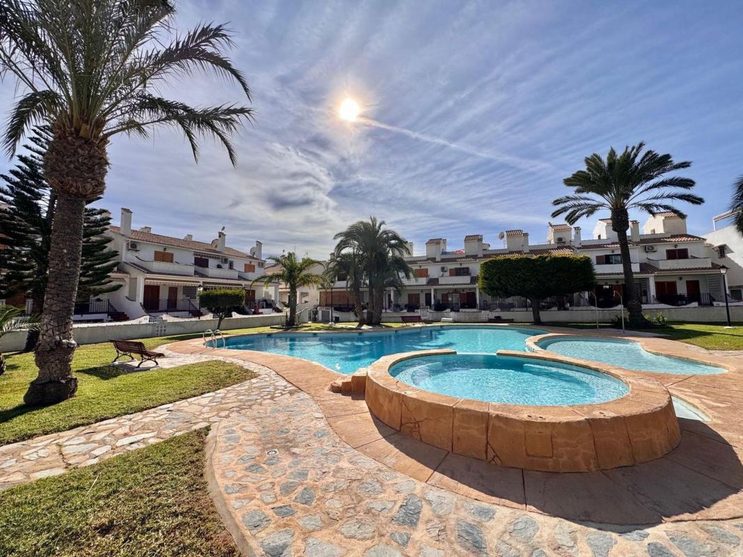 Properties for sale and rent in Spain photo 2