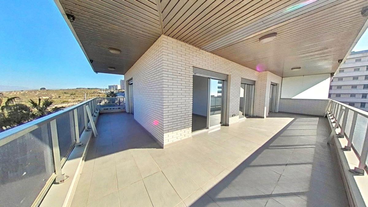 Продажа квартиры на Piso en Arenales del Sol, Elche / Elx, Эльче / Эльх
photo 1