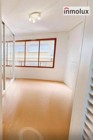 Venta de piso en Centro, Alicante / Alacant
thumbnail 3