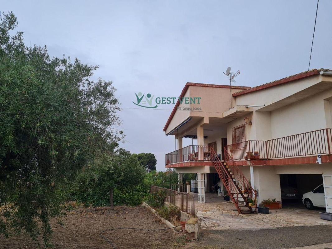 Propiedades en venta y alquiler en España photo 1