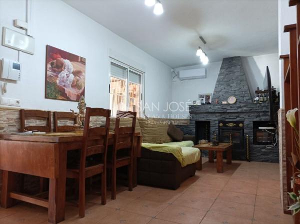 Casa o chalet independiente en Monforte del Cid thumbnail 3