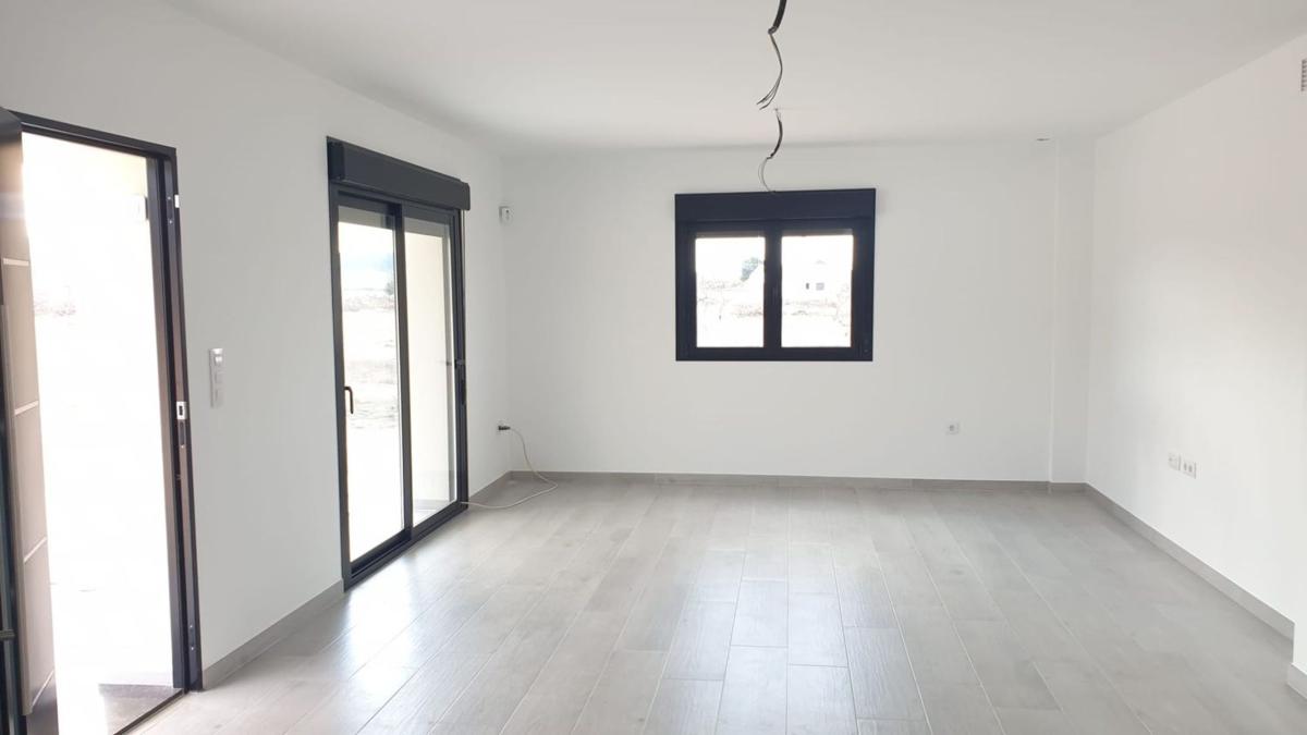 Venta de chalet independiente en Casa o chalet en Pinoso, Pinoso
photo 1
