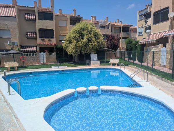 Casa o chalet independiente en Villamontes-Boqueres, San Vicente del Raspeig photo 1