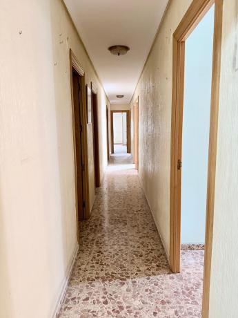 Sprzedaż mieszkania w Piso en Arq Guardiola, 15, Benalúa, Alicante / Alacant, Alicante / Alacant
 photo 4