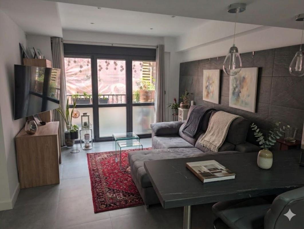 Venta de piso en Piso en Calle del Cid, 7, Centro Tradicional, Alicante / Alacant, Alicante / Alacant
photo 1