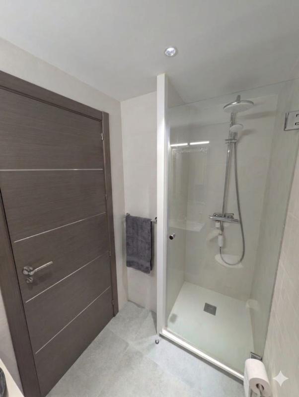 Venta de piso en Piso en Calle del Cid, 7, Centro Tradicional, Alicante / Alacant, Alicante / Alacant
photo 5