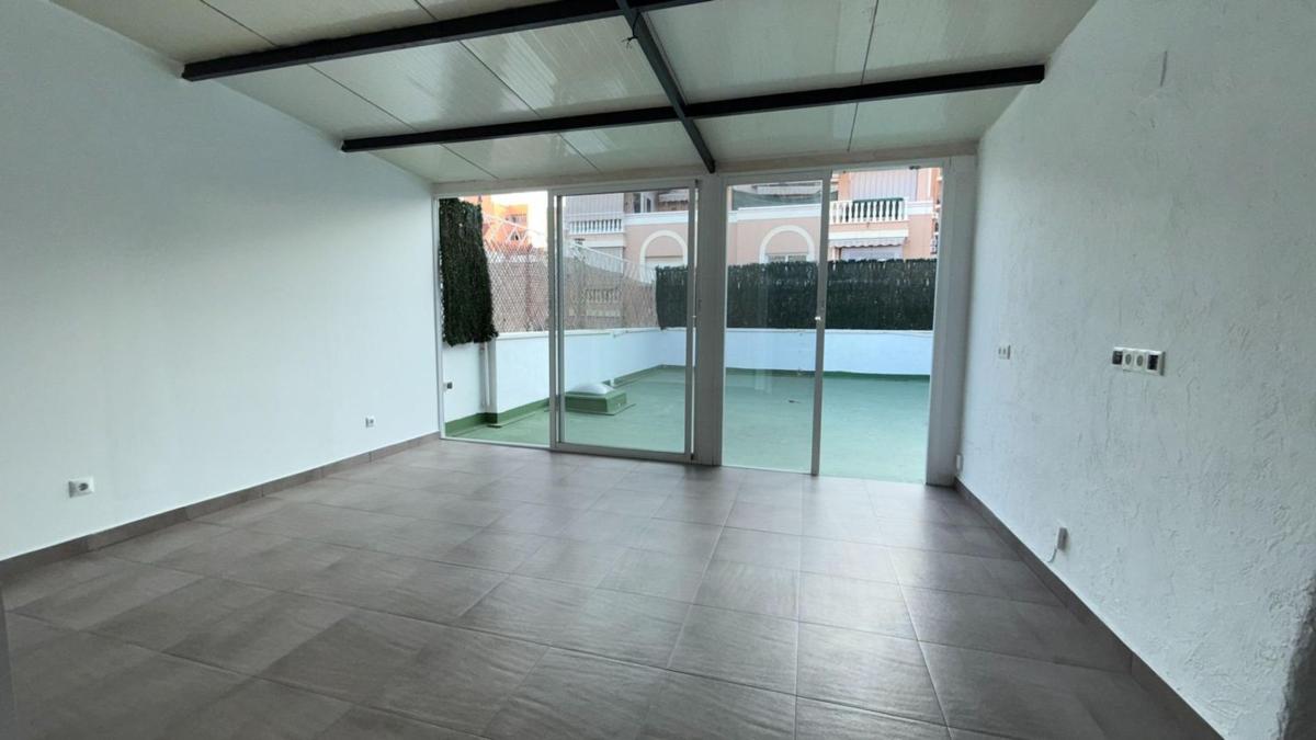 Sale of apartment in Piso en Los Ángeles, Alicante / Alacant, Alicante
photo 2