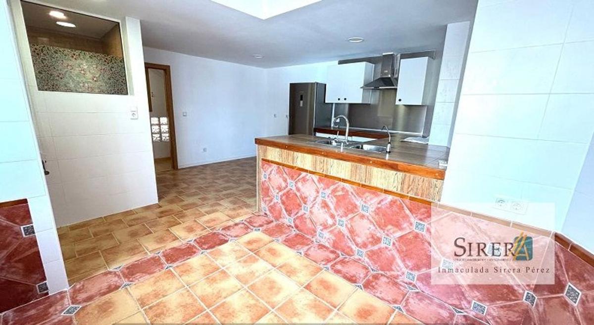 Properties for sale and rent in Spain photo 3