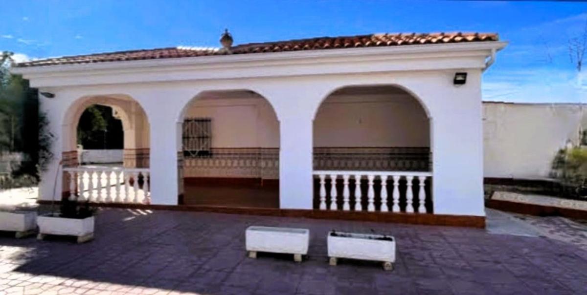 Propiedades en venta y alquiler en España photo 1