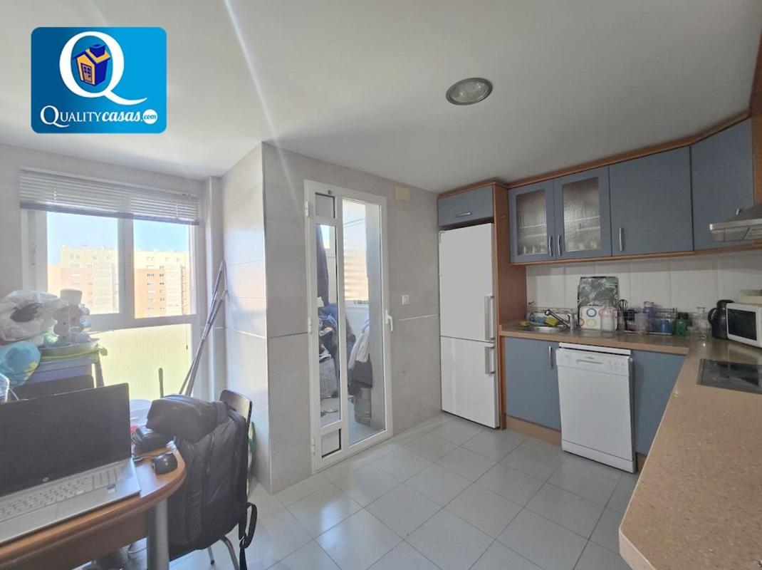 Venta de piso en Piso en Paus, Alicante / Alacant, Alicante / Alacant
photo 3