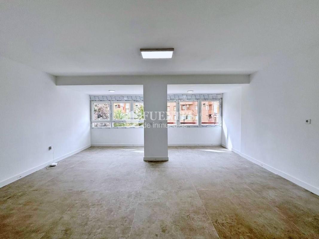 Venta de piso en Piso en Calle del Alcalde Alfonso de Rojas, Campoamor, Alicante / Alacant, Alicante / Alacant
photo 3