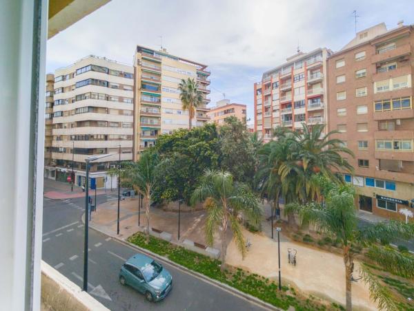 Sprzedaż mieszkania w Piso en Calle del Alcalde Alfonso de Rojas, 8, Campoamor, Alicante / Alacant, Alicante / Alacant
photo 1