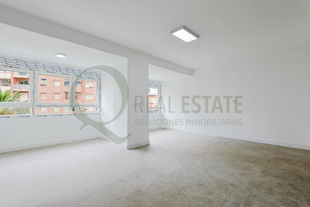 Venta de piso en Piso en Calle del Alcalde Alfonso de Rojas, Campoamor, Alicante / Alacant, Alicante / Alacant
 photo 4