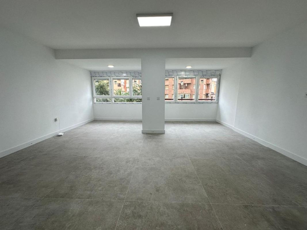 Venta de piso en Piso en Calle del Alcalde Alfonso de Rojas, Campoamor, Alicante / Alacant, Alicante / Alacant
photo 4