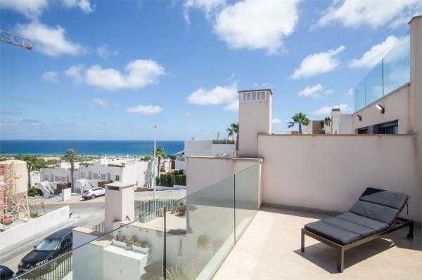 Продажа квартиры на Piso en Calle Canarias, Monte y Mar, Gran Alacant, Гран-Алакант
photo 1